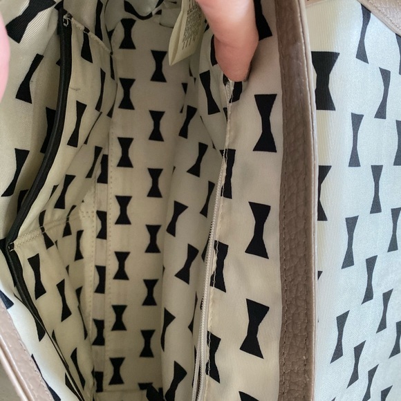 Kate Spade Crossbody - Picture 3 of 4